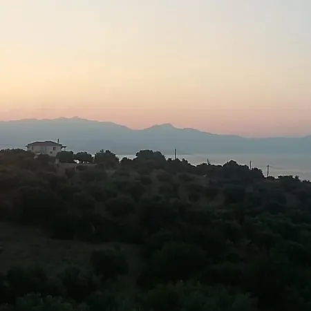 빌라 Iremia